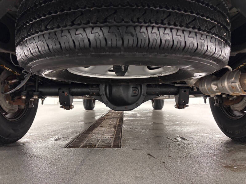 2023 Chevrolet Express 2500