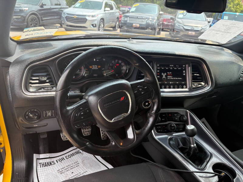 2017 Dodge Challenger R/T Plus