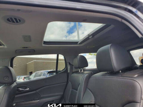 2020 GMC Acadia SLT