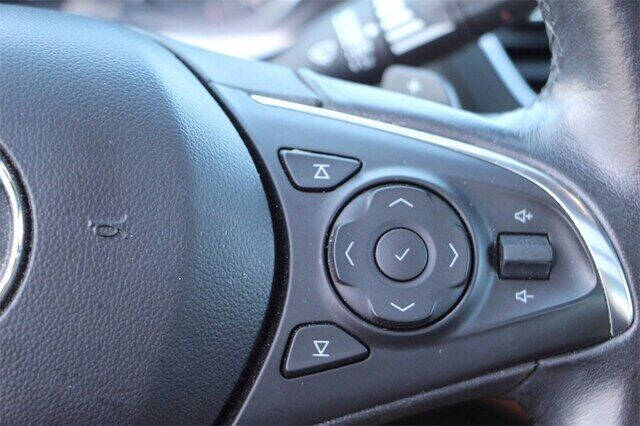 2017 Buick LaCrosse Essence