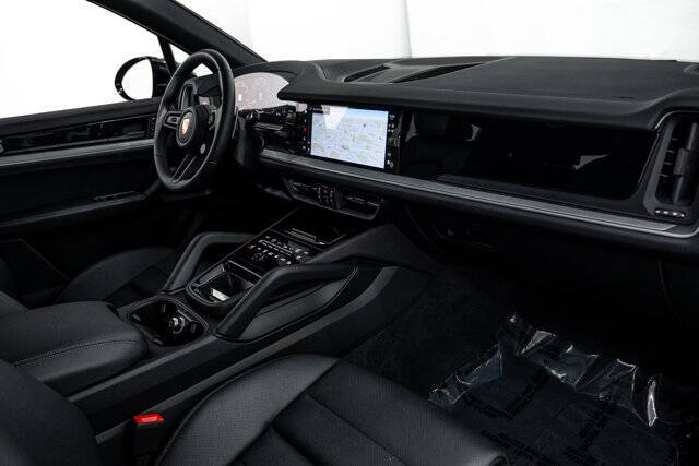 2025 Porsche Cayenne