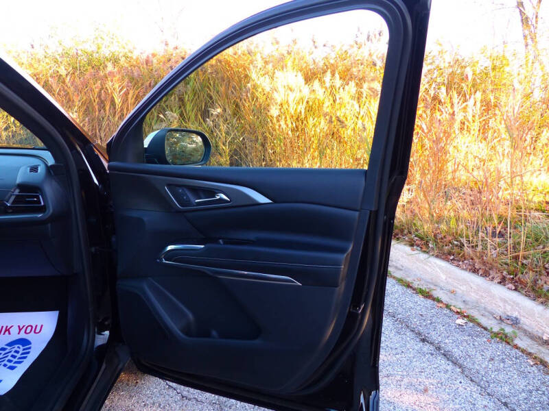 2024 Chevrolet Traverse LT