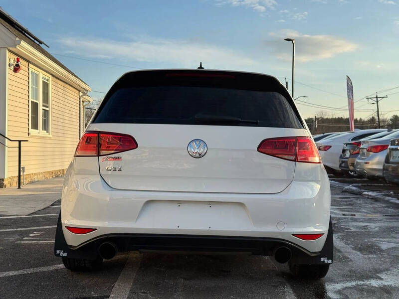 2015 Volkswagen Golf GTI SE