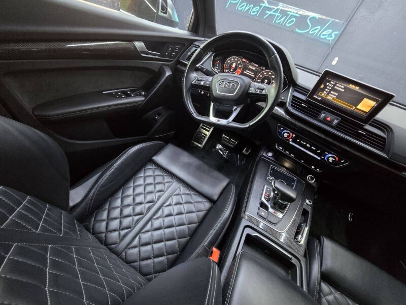 2020 Audi SQ5 3.0T quattro Prestige