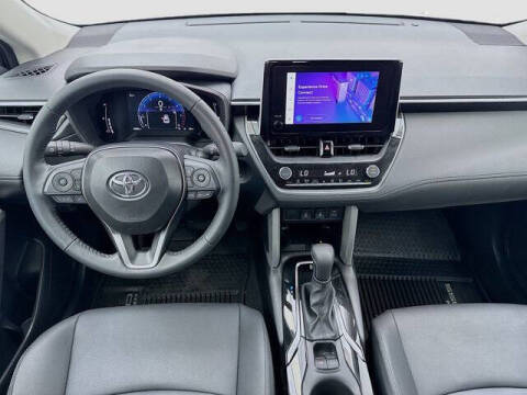 2025 Toyota Corolla Cross XLE