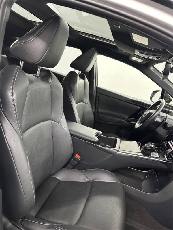 2023 Toyota bZ4X Limited