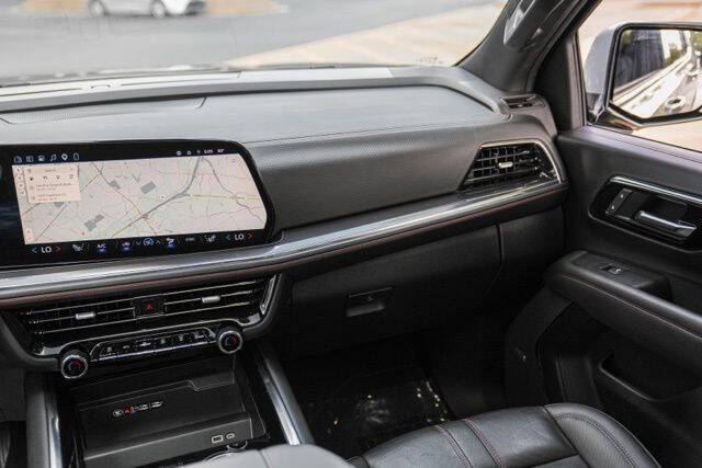 2025 Chevrolet Tahoe RST