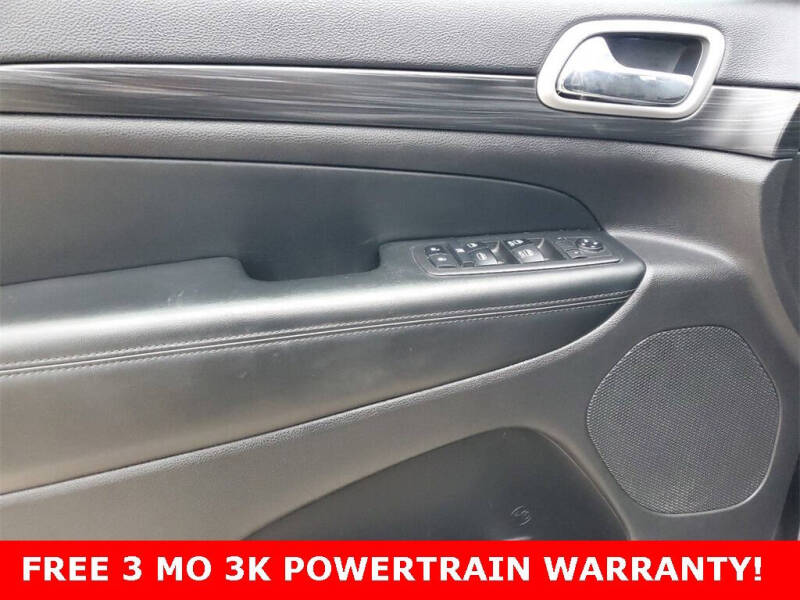 2019 Jeep Grand Cherokee Laredo E