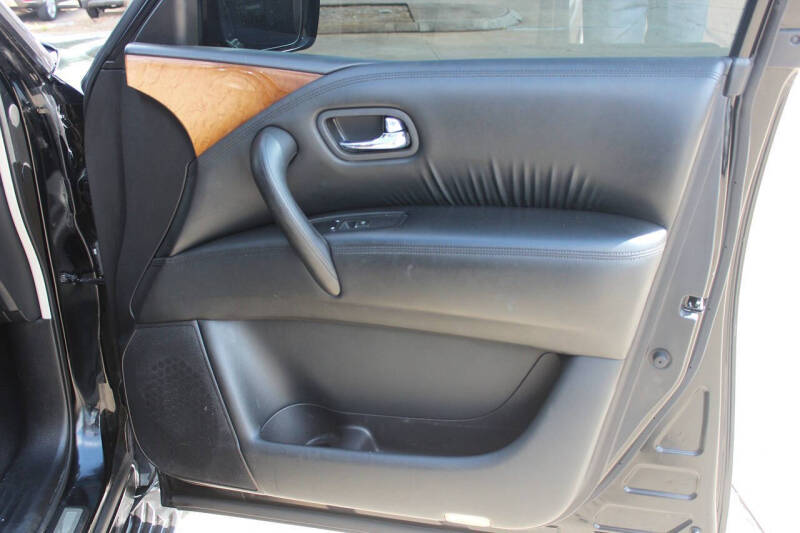 2014 Infiniti QX80