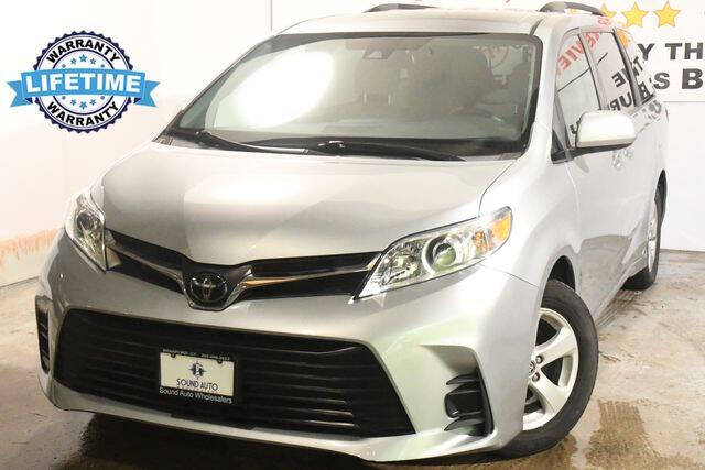 2020 Toyota Sienna LE 8-Passenger