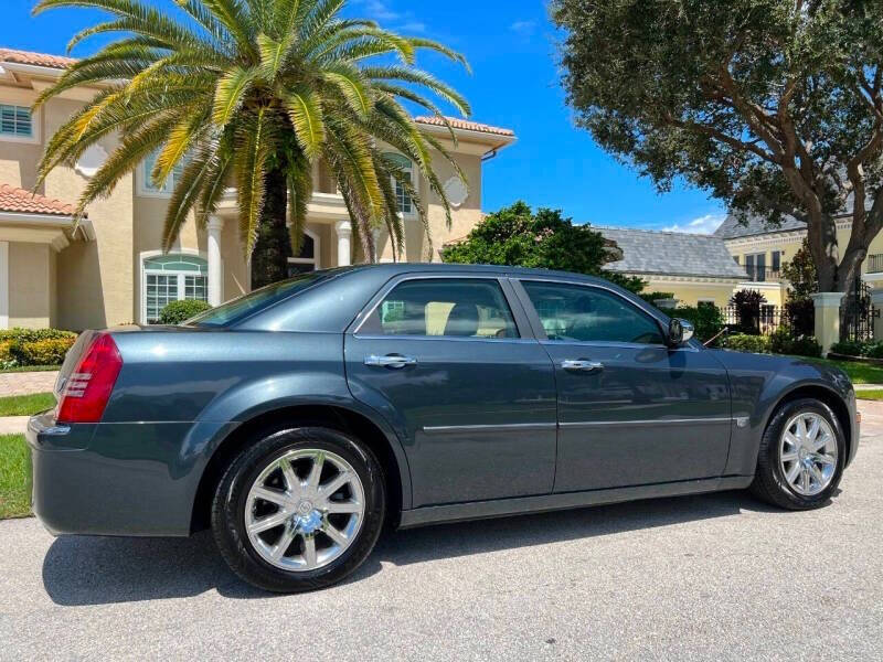 2007 Chrysler 300 for sale at B2 AUTO SALES in Pompano Beach, FL