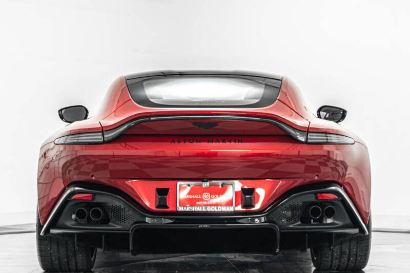 2023 Aston Martin Vantage V8