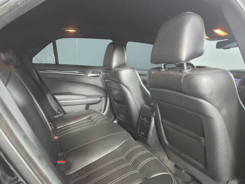 2019 Chrysler 300 S