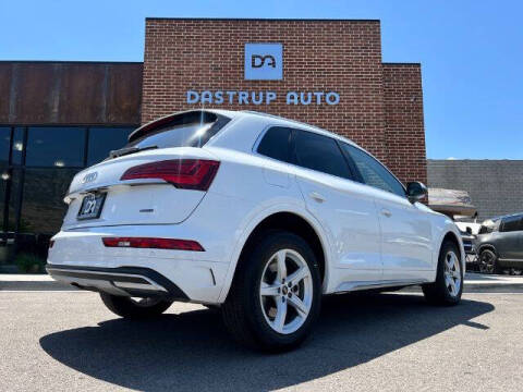 2023 Audi Q5 quattro Premium 40 TFSI