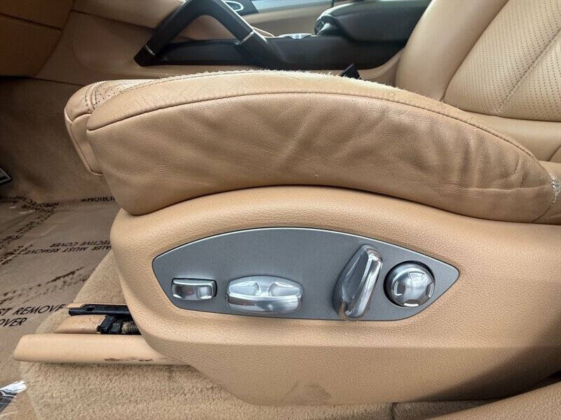 2016 Porsche Cayenne GTS