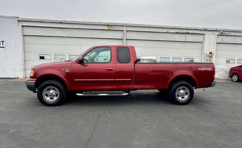 2002 Ford F-150 XLT