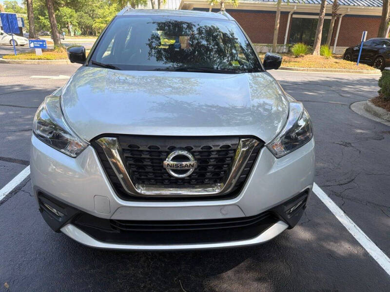 2019 Nissan Kicks SR