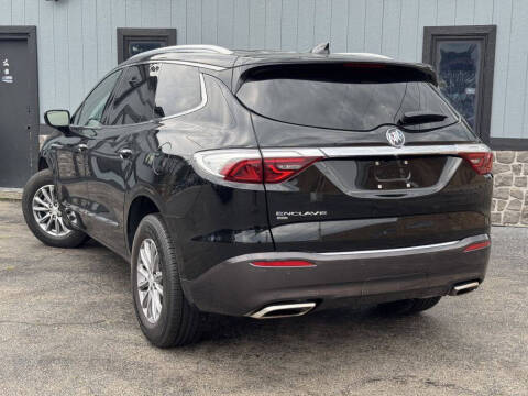 2022 Buick Enclave Essence