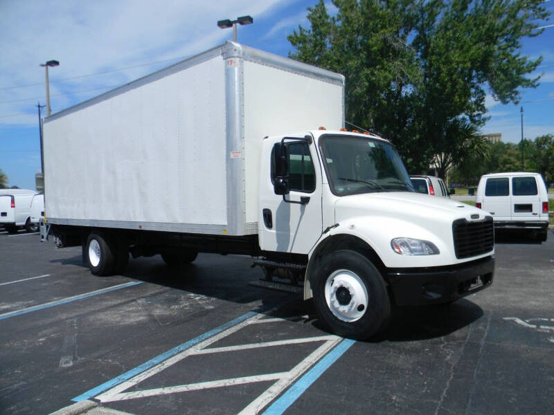 2023 Freightliner M2 106