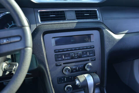 2010 Ford Mustang V6 Premium