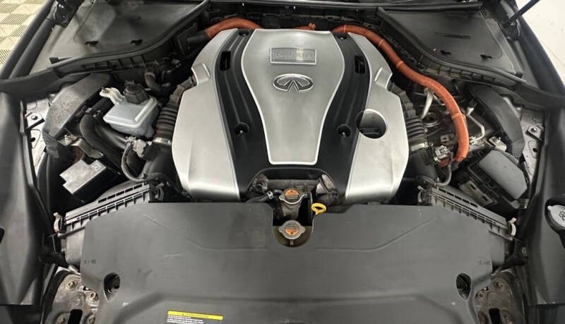 2014 Infiniti Q50 Hybrid Sport