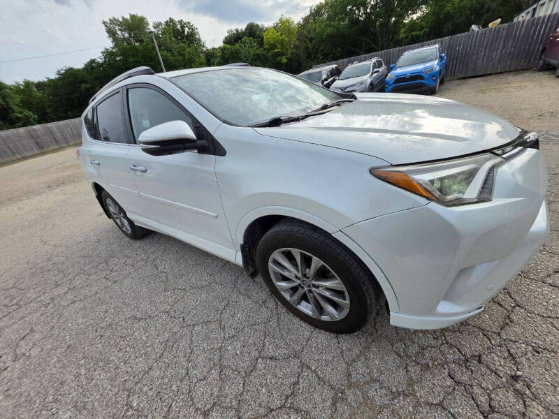 2017 Toyota RAV4 Platinum