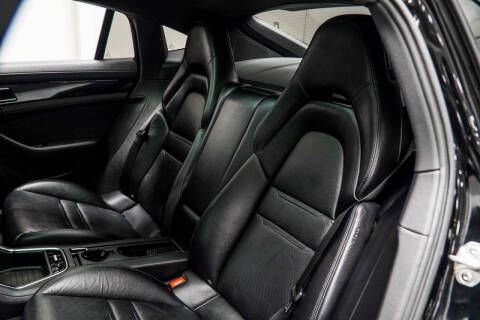 2021 Porsche Panamera 4
