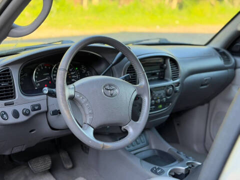 2005 Toyota Sequoia Limited