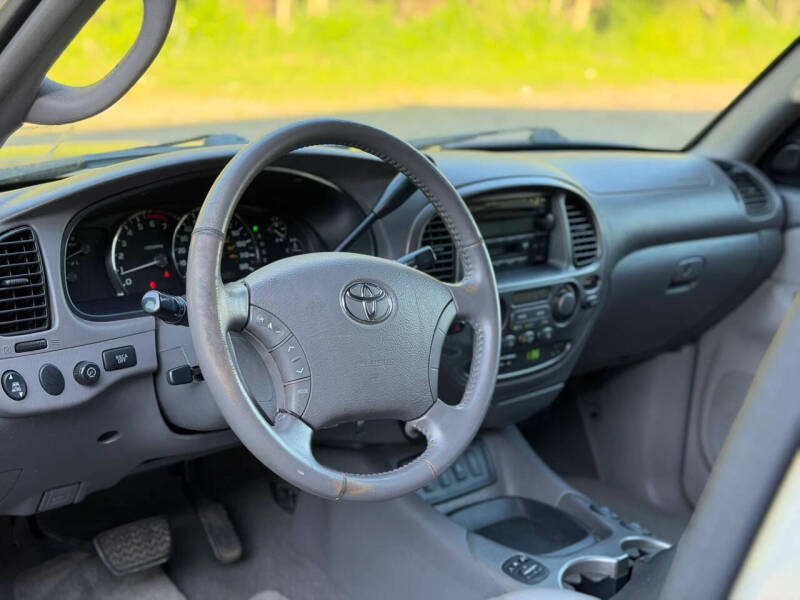 2005 Toyota Sequoia Limited