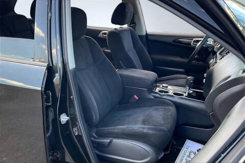 2014 Nissan Pathfinder S