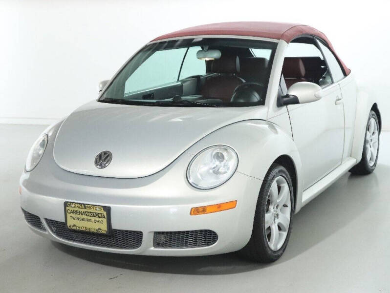 2009 Volkswagen New Beetle Convertible Blush Edition