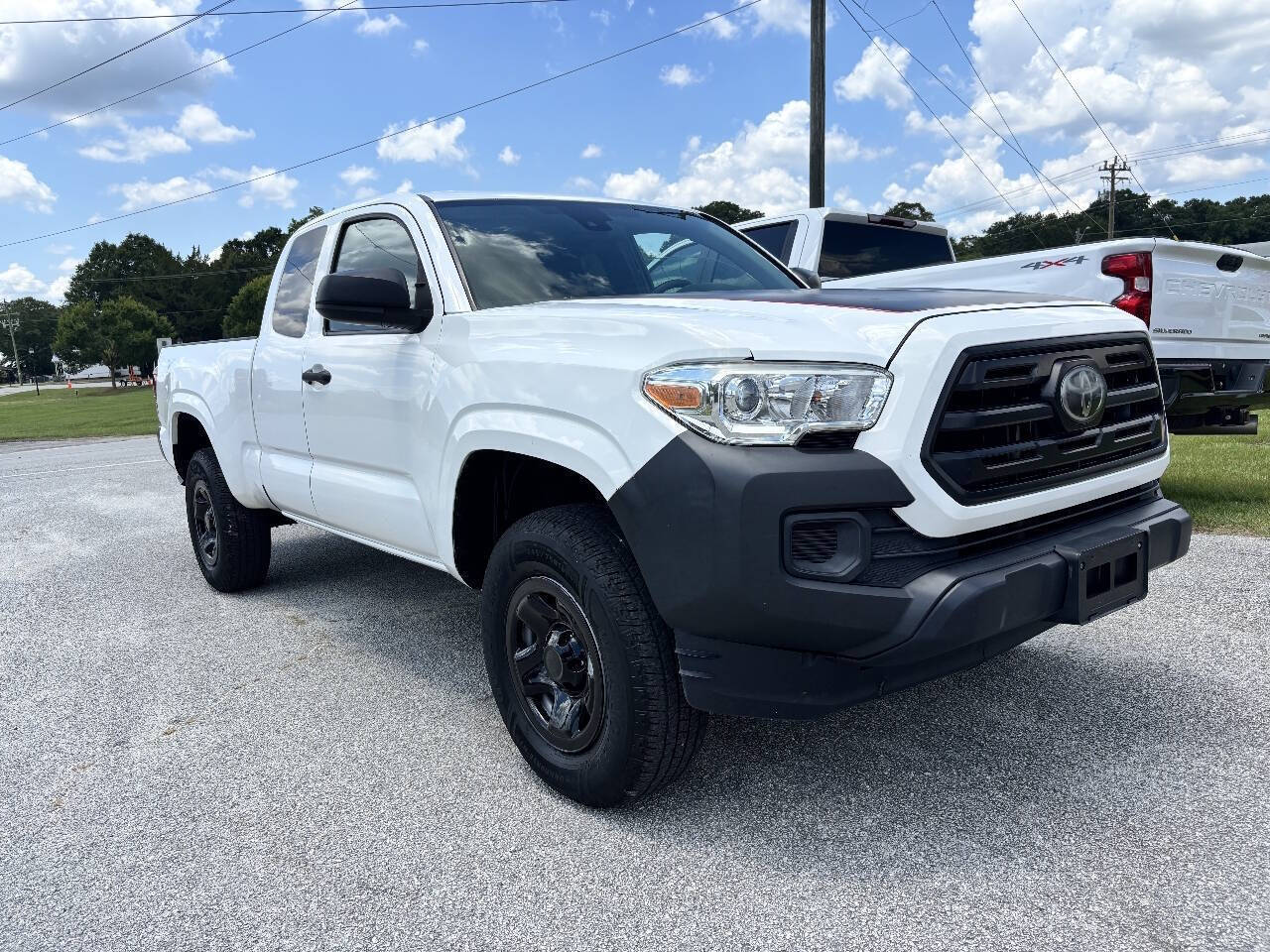 Super White 2019 Toyota Tacoma Pickup Truck 4X2 6-Speed Automatic
