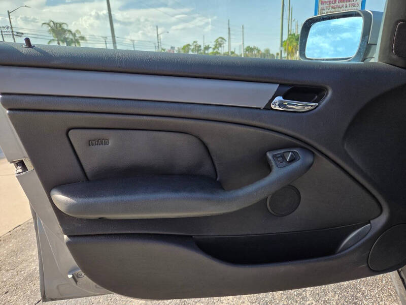 2005 BMW 3 Series 325i