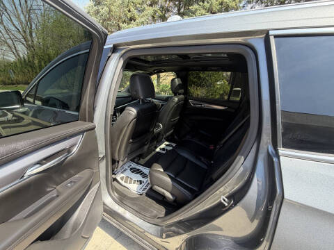 2022 Cadillac XT6 Luxury