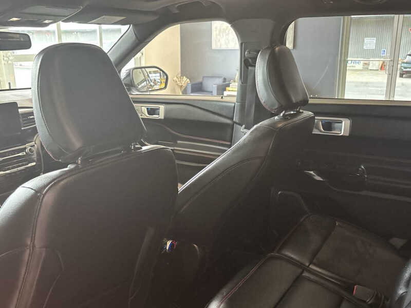 2022 Ford Explorer ST-Line