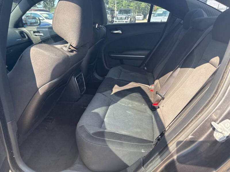 2015 Dodge Charger SXT