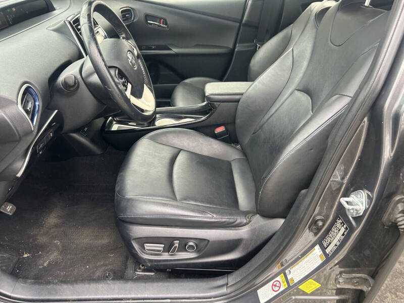 2016 Toyota Prius Four Touring