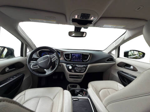 2018 Chrysler Pacifica Touring L Plus