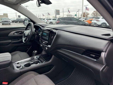2018 Chevrolet Traverse LT Cloth
