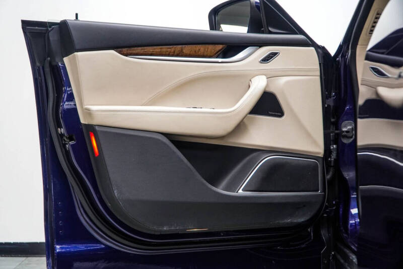 2017 Maserati Levante