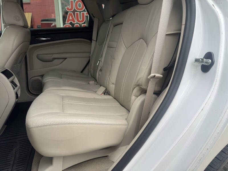 2011 Cadillac SRX Luxury Collection