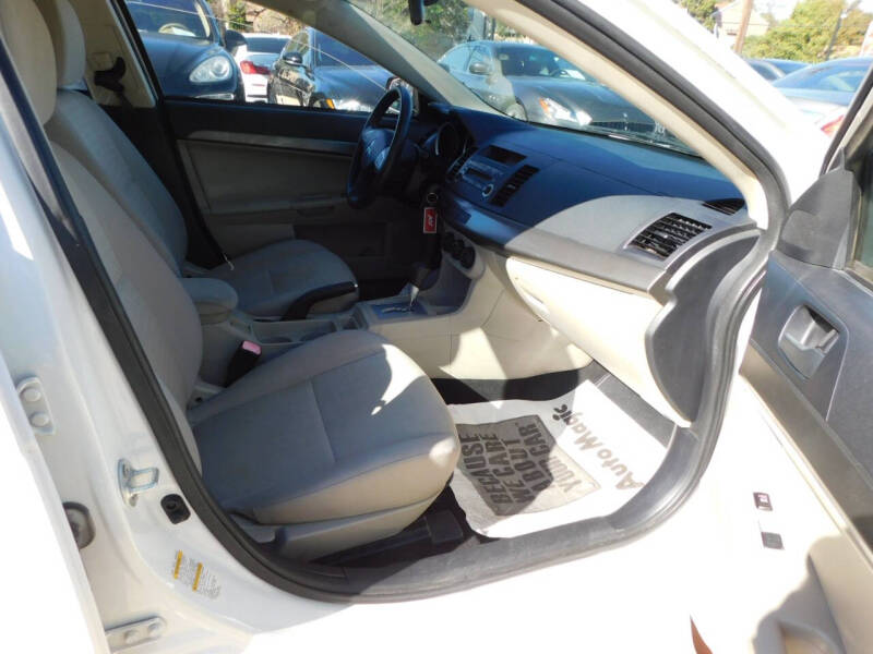 2013 Mitsubishi Lancer ES