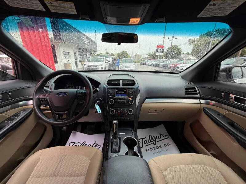 2016 Ford Explorer