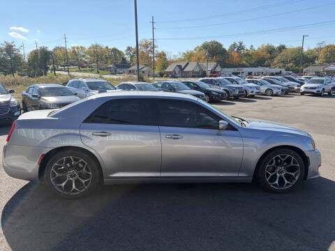 2018 Chrysler 300 S