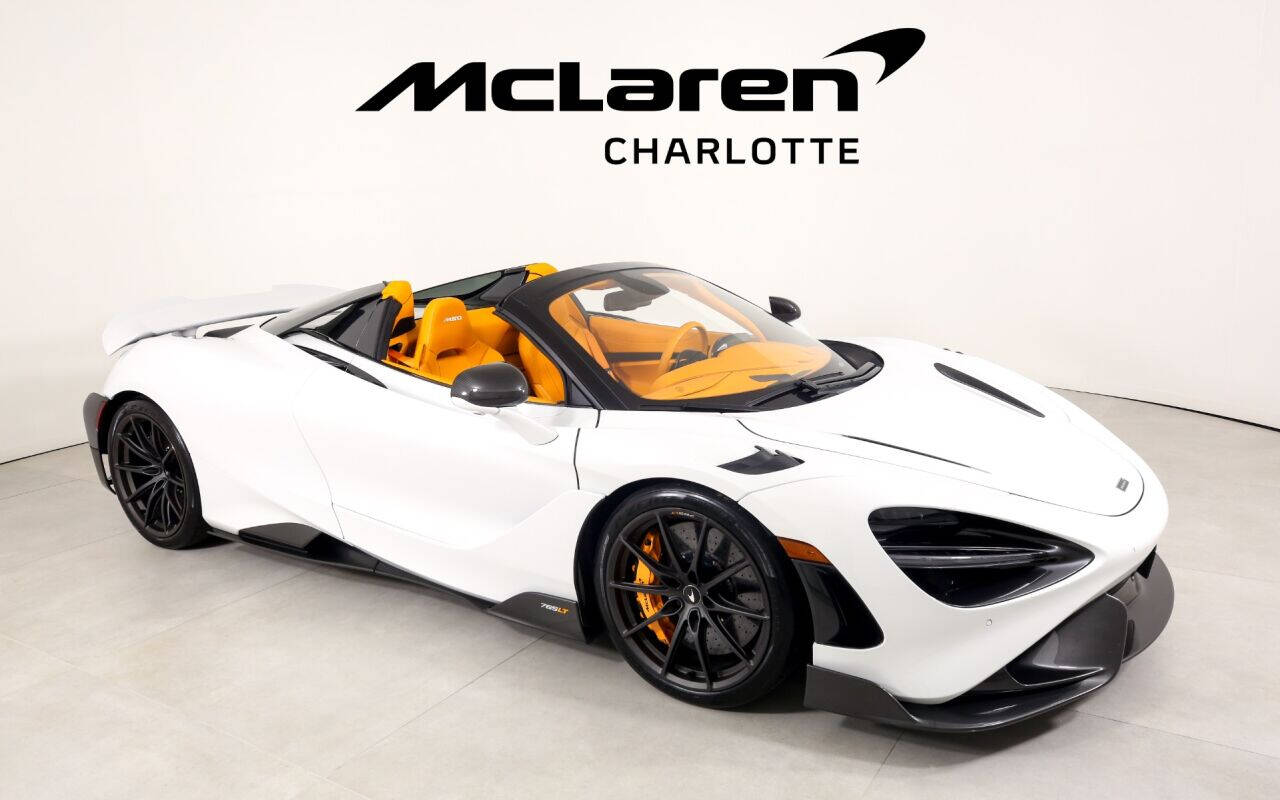 White 2022 McLaren 765LT Spider Base Convertible 2dr Convertible 2
