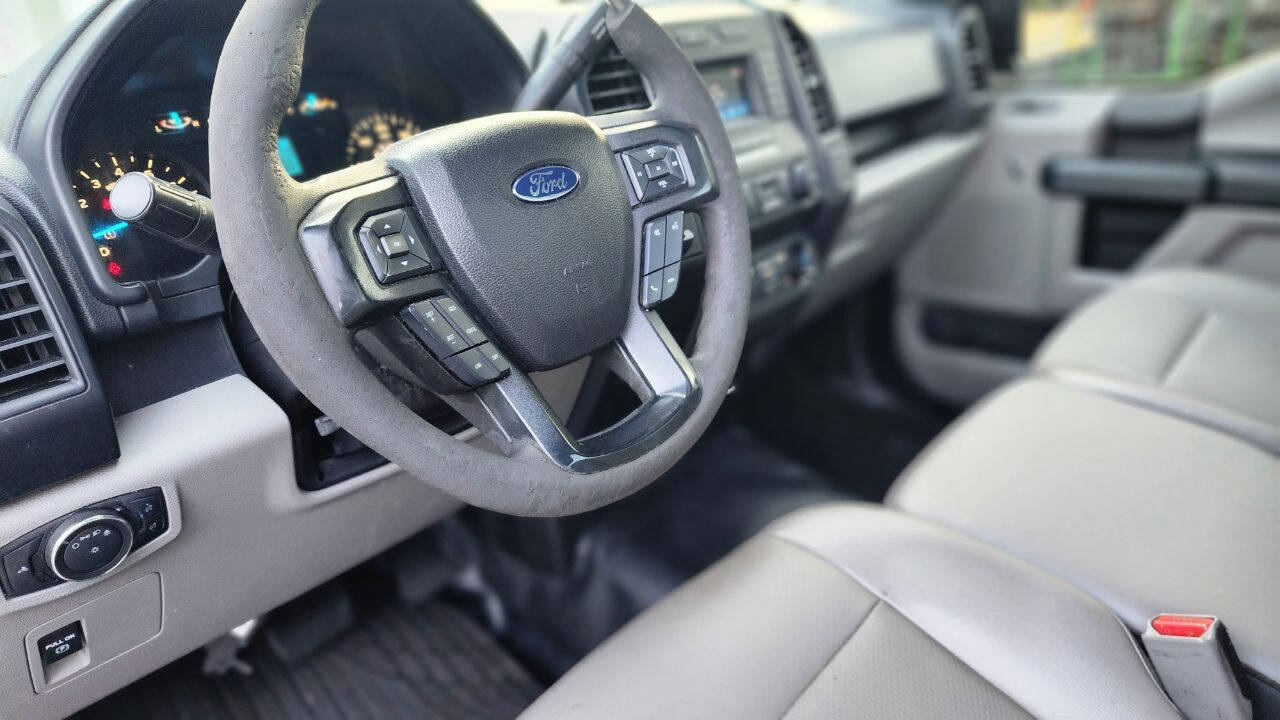 2016 FORD F-150 Pickup - $9,999