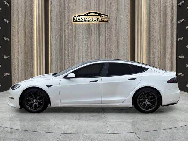 2022 Tesla Model S Plaid