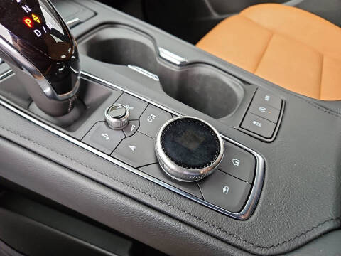 2025 Cadillac XT4 Sport