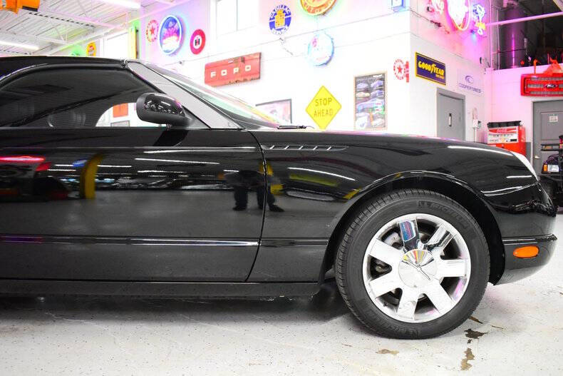 2002 Ford Thunderbird Deluxe