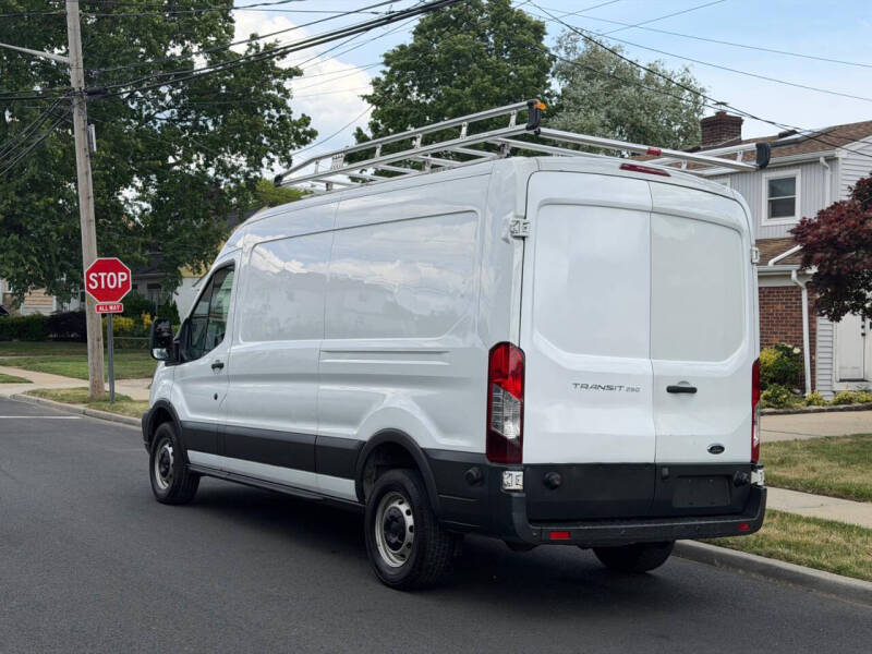 2017 Ford Transit 250